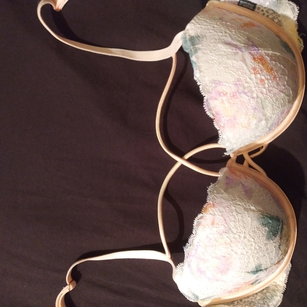 Victoria Secret bra 36c